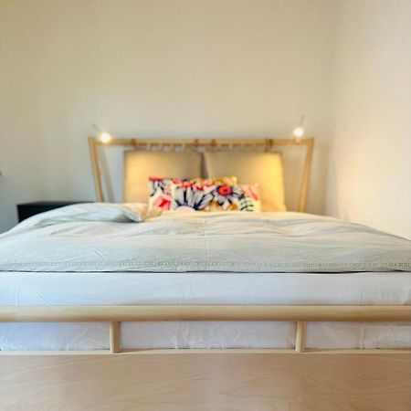 B17 Two Bed Apartment West Town ハイデンハイム・アン・デア・ブレンツ エクステリア 写真