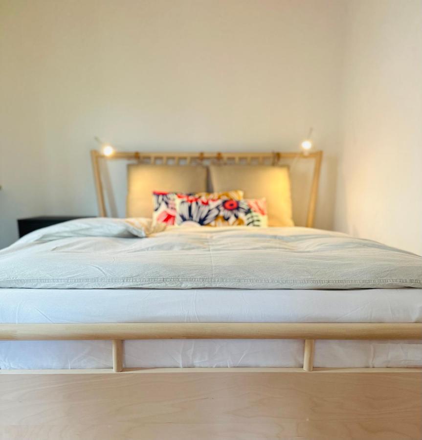 B17 Two Bed Apartment West Town ハイデンハイム・アン・デア・ブレンツ エクステリア 写真